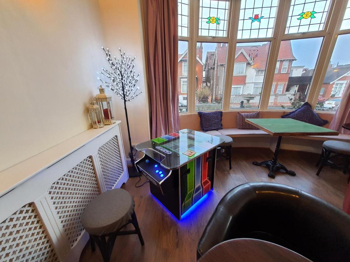 Bed and Breakfast Caxton House Skegness Exterior foto