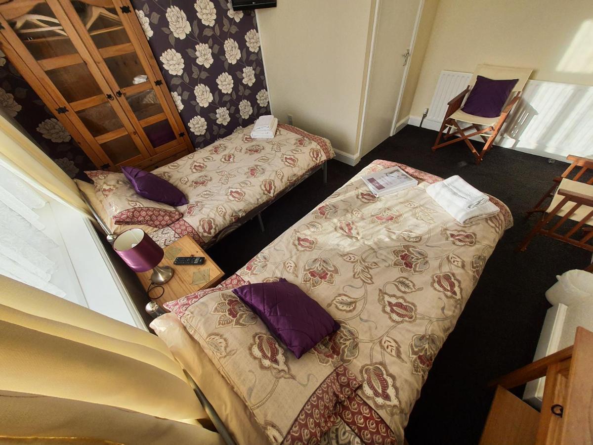 Bed and Breakfast Caxton House Skegness Exterior foto